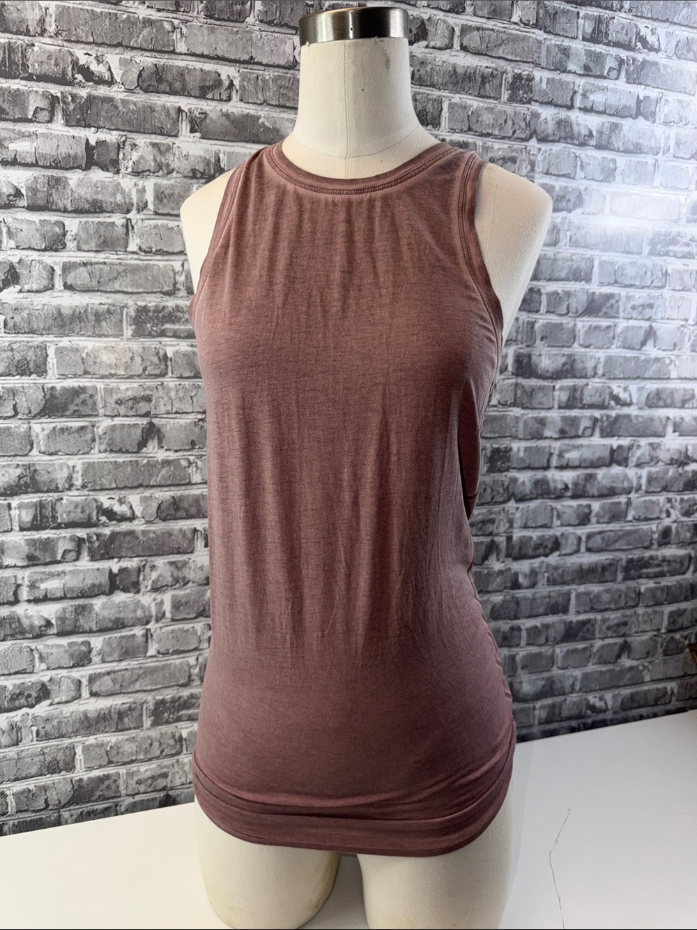 Sleeveless Lululemon Scoop Neck Women's Tank Top — Dusty Rose